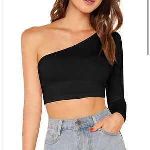 One shoulder crop top